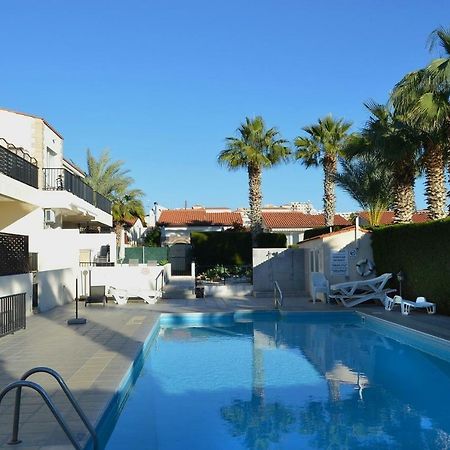 Apartment In Kato Pafos & 10 Min To Venus Beach Dış mekan fotoğraf